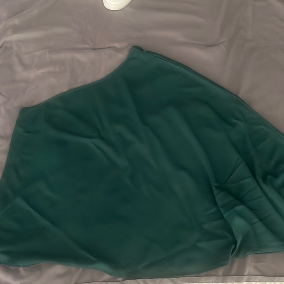 Super cute one shoulder top - size 0xl - Picture 2 of 3